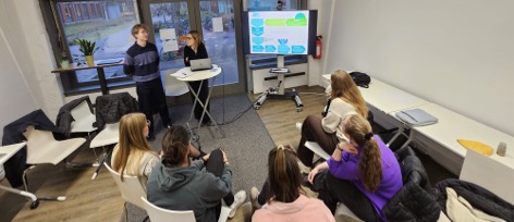 WasteBusters pitching Plantry